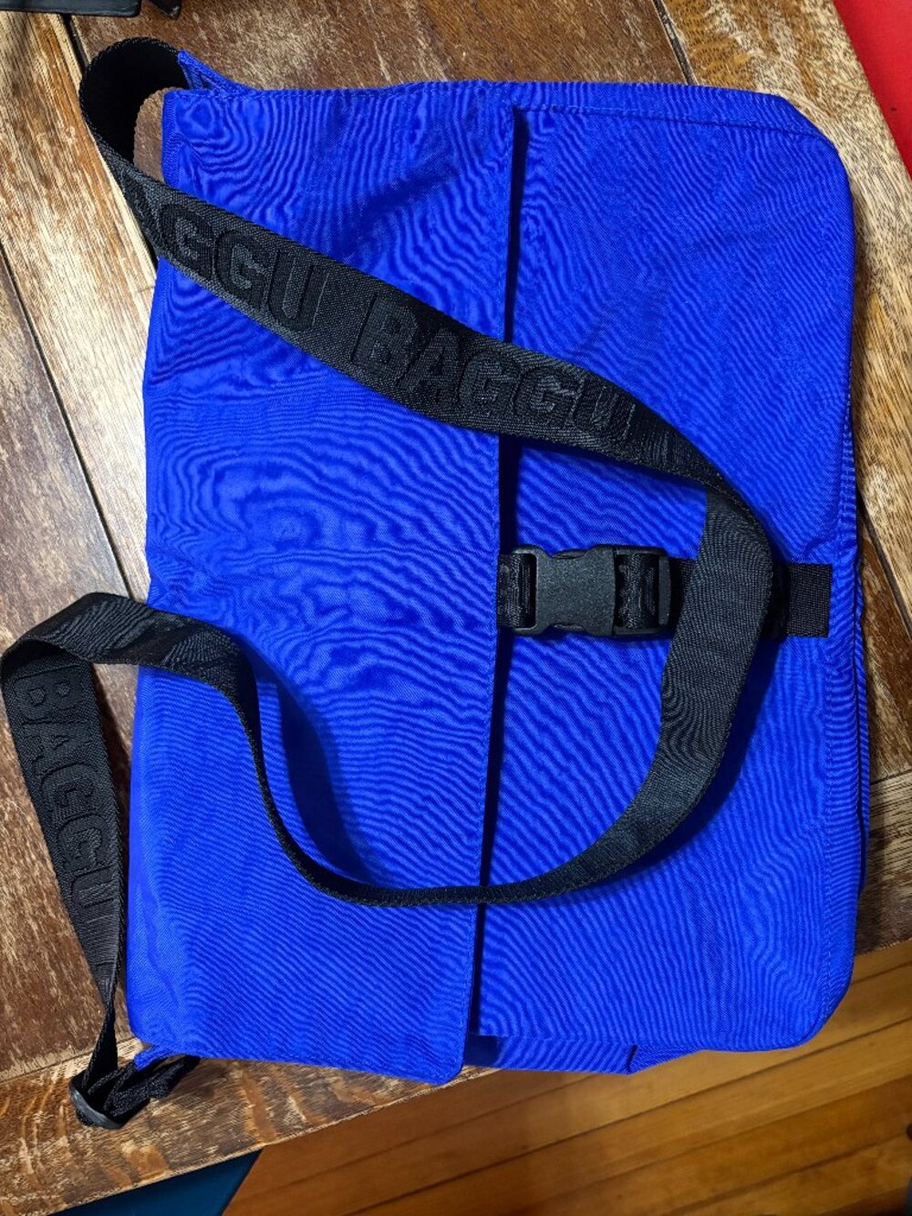 BAGGU Nylon Messenger Bag – Lapis Blue – NWT